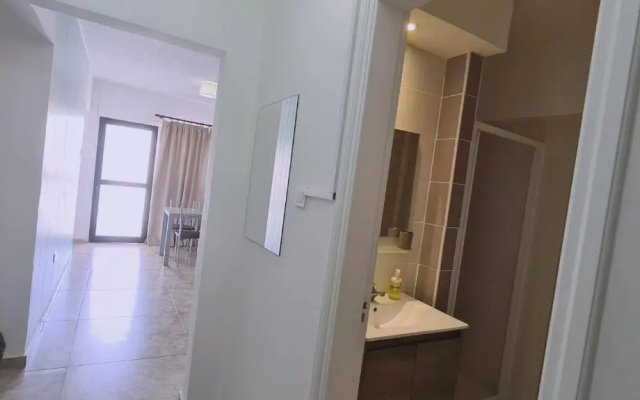 Ha.De.Co. Holiday Apts -Apartment B