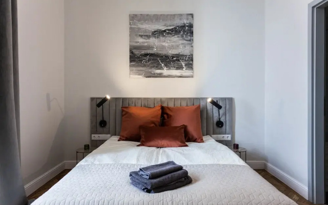 Luxury Central Apartment