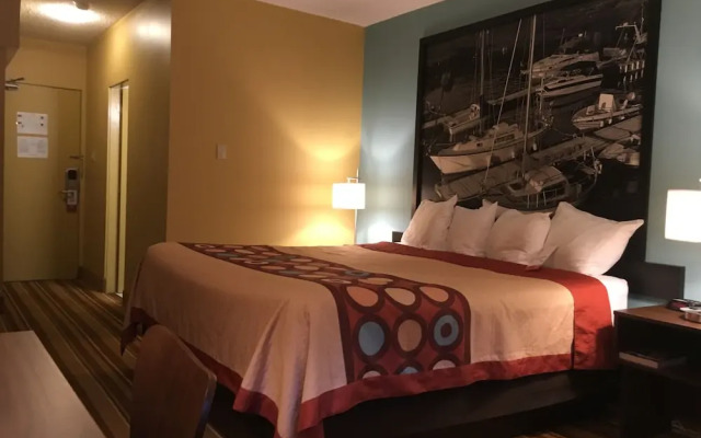 Super 8 Thunder Bay