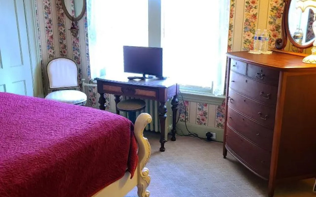 Westbrook Inn B&B
