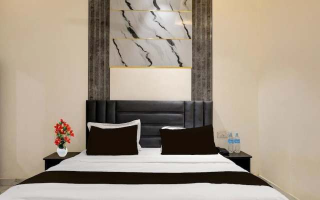 Super Townhouse by OYO GT Road