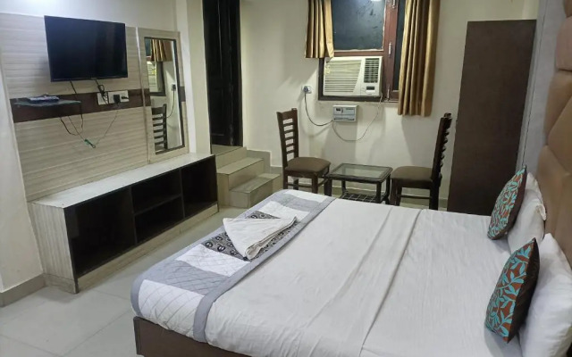 OYO Hotel King Plaza