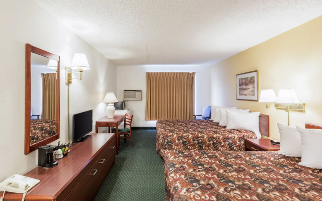Super 8 by Wyndham Grand Island South
