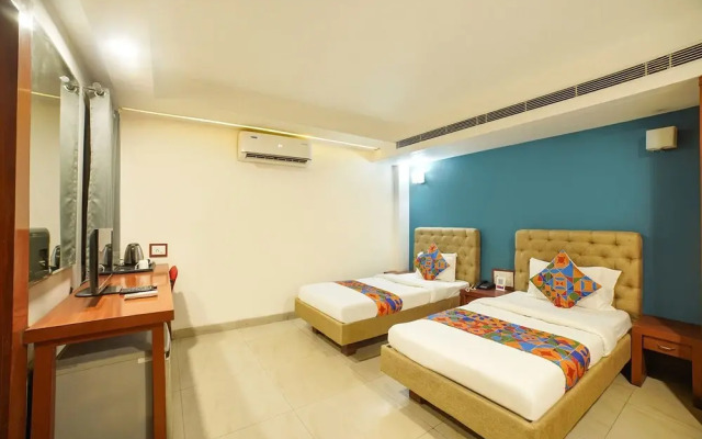 Fabhotel Pleasure Inn