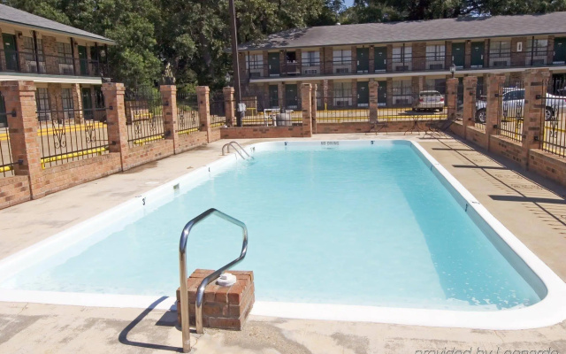 The Winnfield Lodge