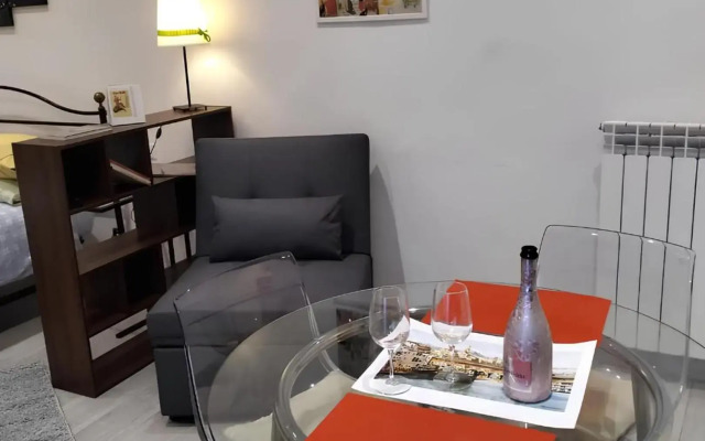Giripaso Apartment