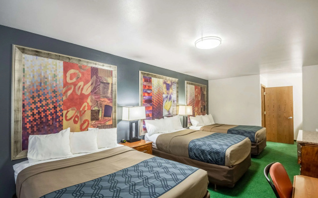 Econo Lodge Waupaca