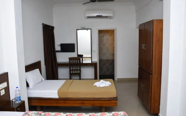 Hotel Palacial Pondi