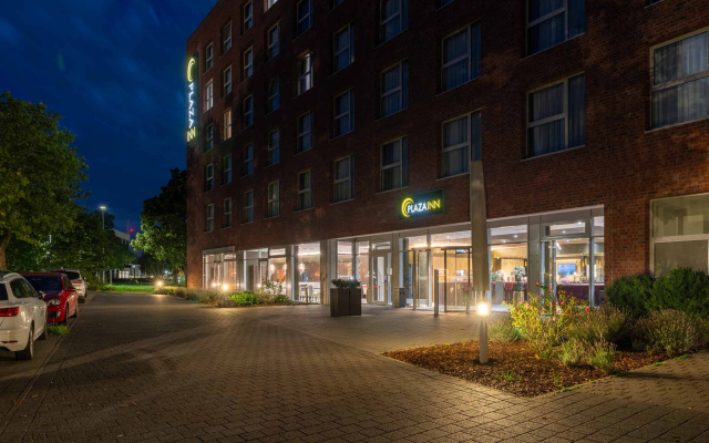 hotelImage