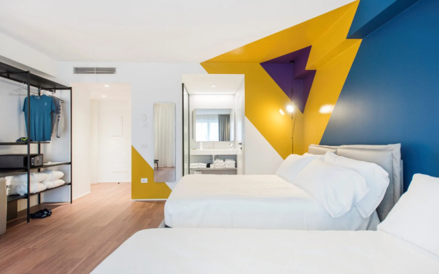 Hoody Active & Happiness Hotel