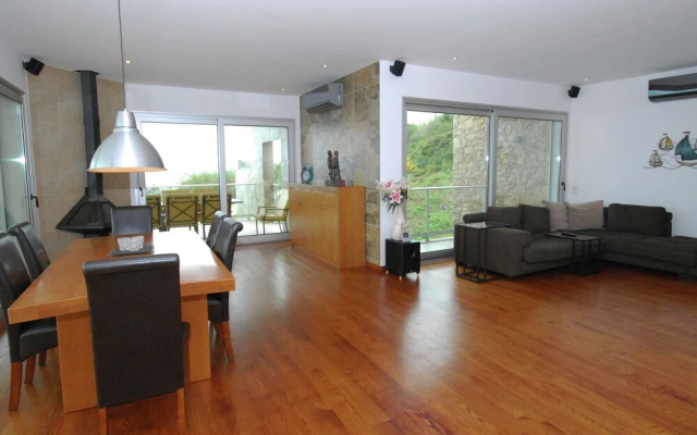 Modern Villa in Caldas da Rainha by the Sea