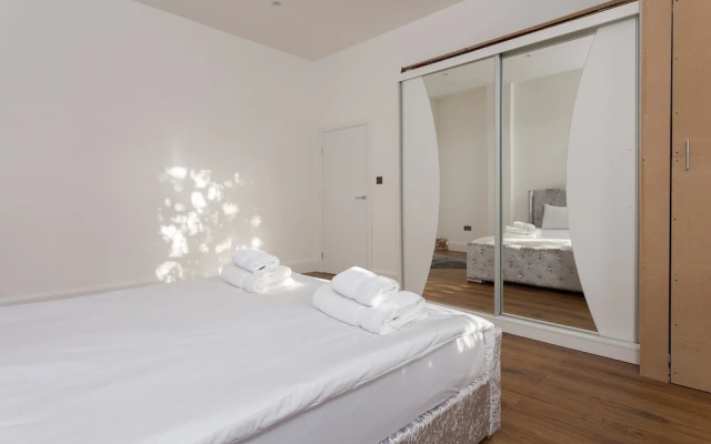 2 Bed Apartment in the Heart of Camden