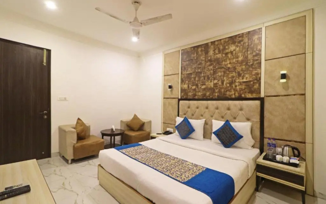 Hotel Almora Near Delhi Airport