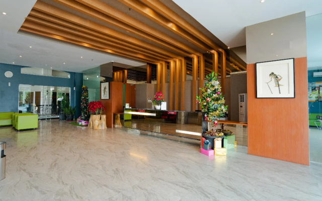 The Crew Hotel Kualanamu International Airport