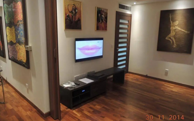Julia Court 2 Apartment