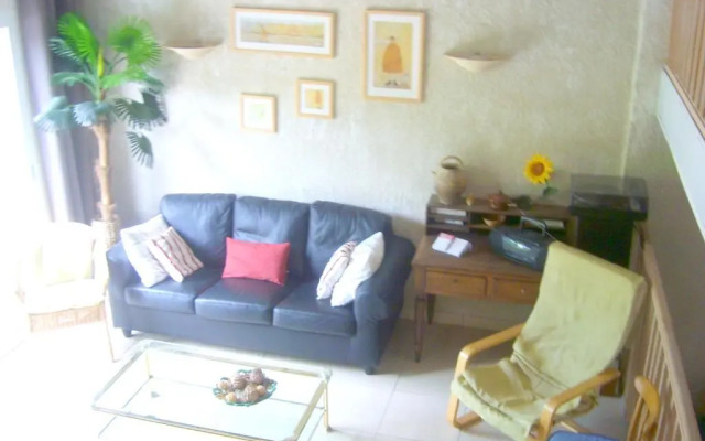 Maison de 2 chambres avec terrasse amenagee a Lunas