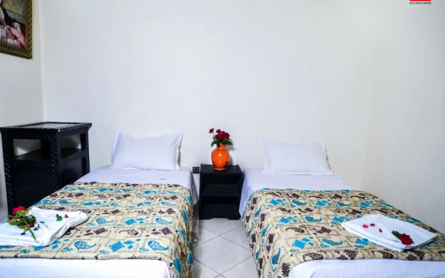 Apart Hotel Larbi