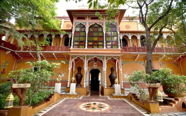 Отель Chokhi Dhani Resort Jaipur вид на фасад