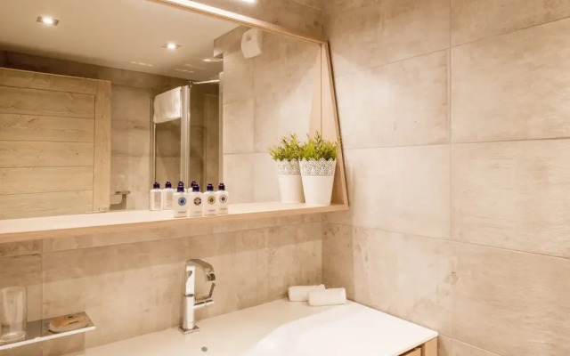 Mammoth Lodge Penthouse T5 D13
