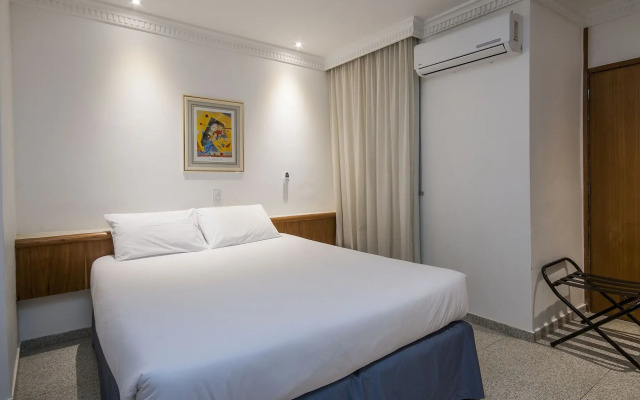 Hotel Bandeirantes