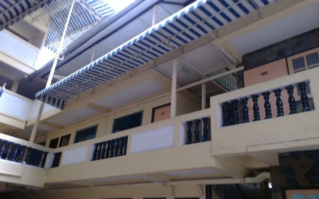 B.R Inn