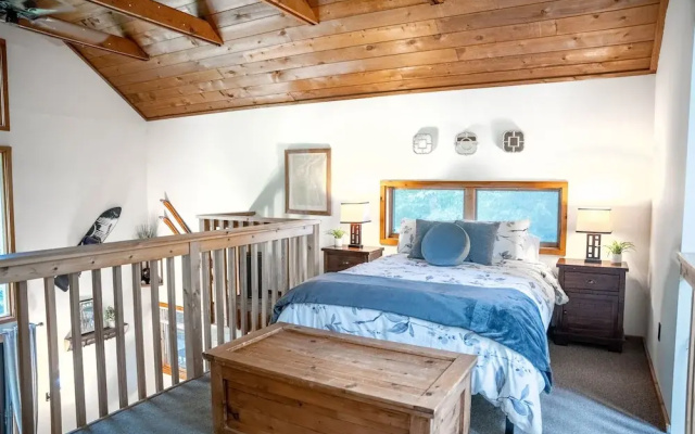 Bob's Sled Lodge 2 Bedroom Home