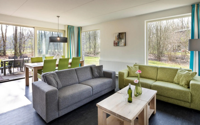 Luxury 2 bathroom villa with solarium, 8 km. from Hoogeveen