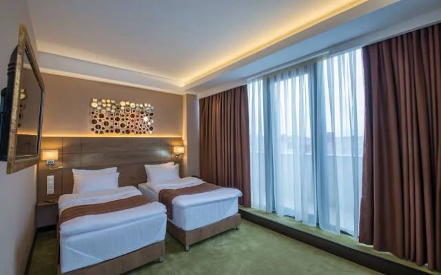 Veranova Hotel