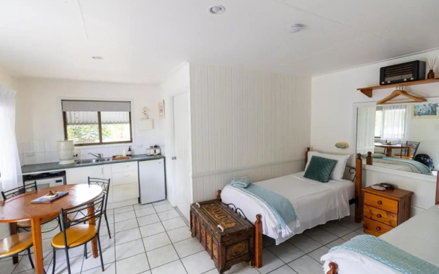 Chillagoe Cabins