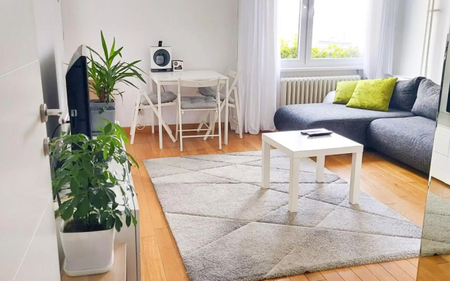 High White Apartments