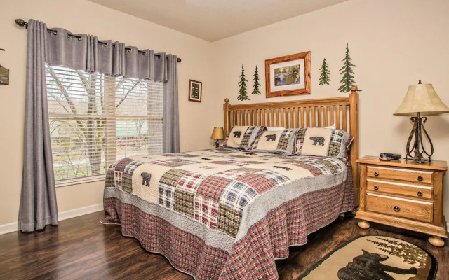 Cedar Lodge 202