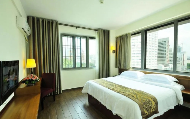 Haikou Longquan Hotel