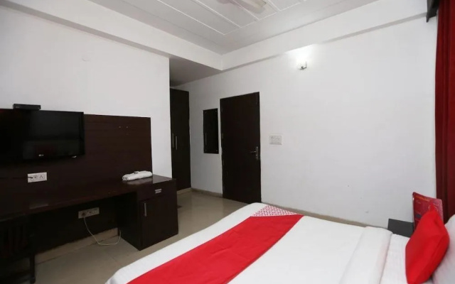 FabHotel Corple Stays