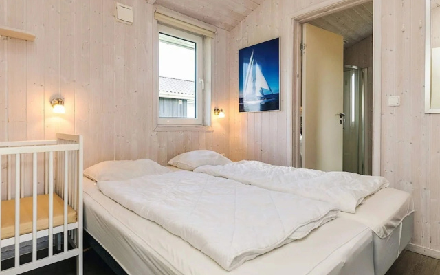 4 Star Holiday Home in Friedrichkoog