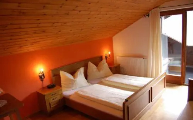 Appartement-Pension Zirbenwald