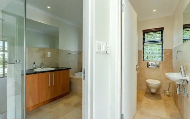 Valley Golf Lodges