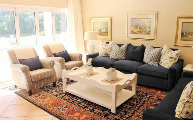 River Club 4258
