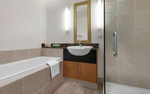 QV Waterfront Apartment - 749
