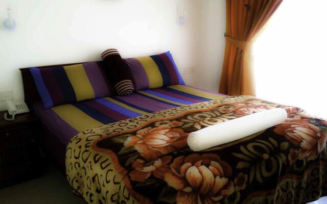 Yoho Toppass Breeze Hotel вид на фасад
