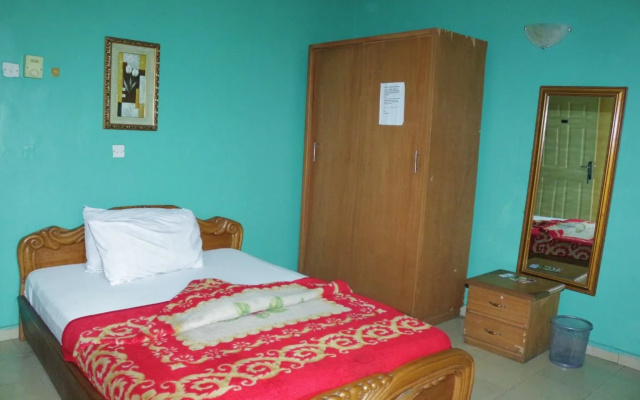 Emerald Hotel Annex