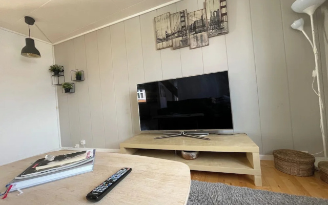 Stavanger BnB 10 Nicolas Parking & Generous Terrace