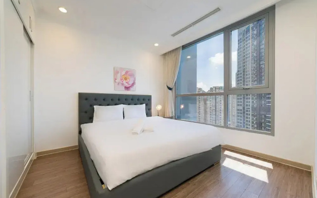 Luxury Royal Landmark 81 & Vinhomes