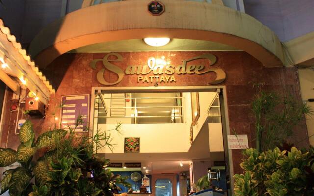 Отель Sawasdee Pattaya Таиланд, Паттайя - 1 отзыв об отеле, цены и фото номеров - забронировать отель Sawasdee Pattaya онлайн вид на фасад