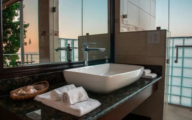 Casa Caracol Suites