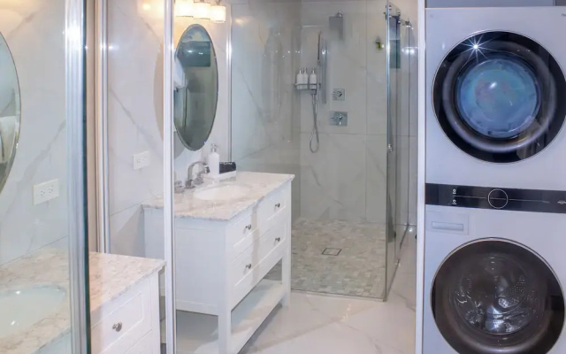 Raintree Suites