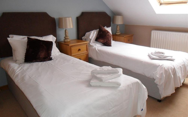 The Woodfalls Inn