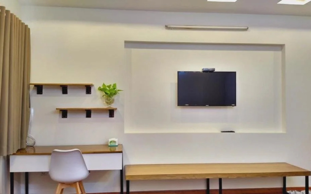 La Apartment Saigon South