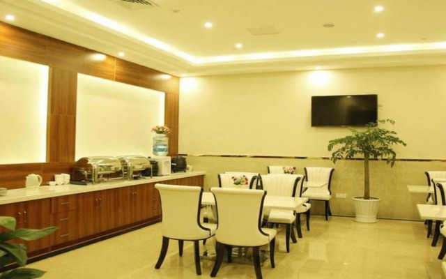 Vatica Langfang Wanda High-speed Railway Station Jianguo Road Hotel