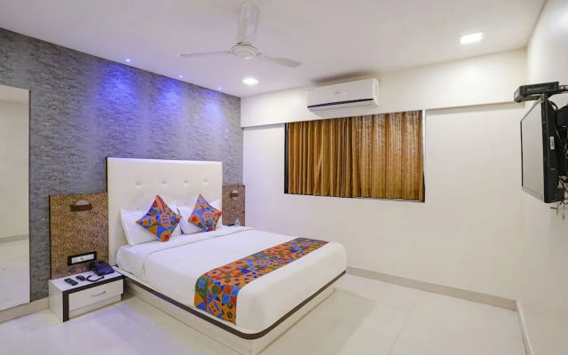 FabHotel Golden Star