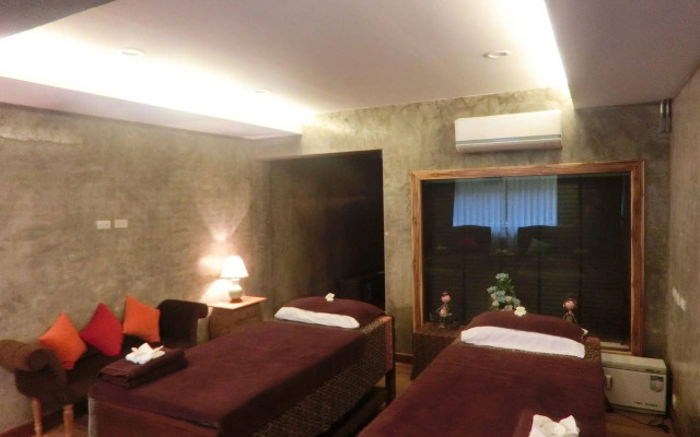 The Chaya Resort And Spa Chiang Mai